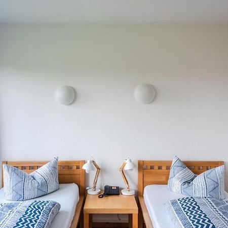 Basiskulturfabrik Oeko-Hotel 施特雷利茨 外观 照片